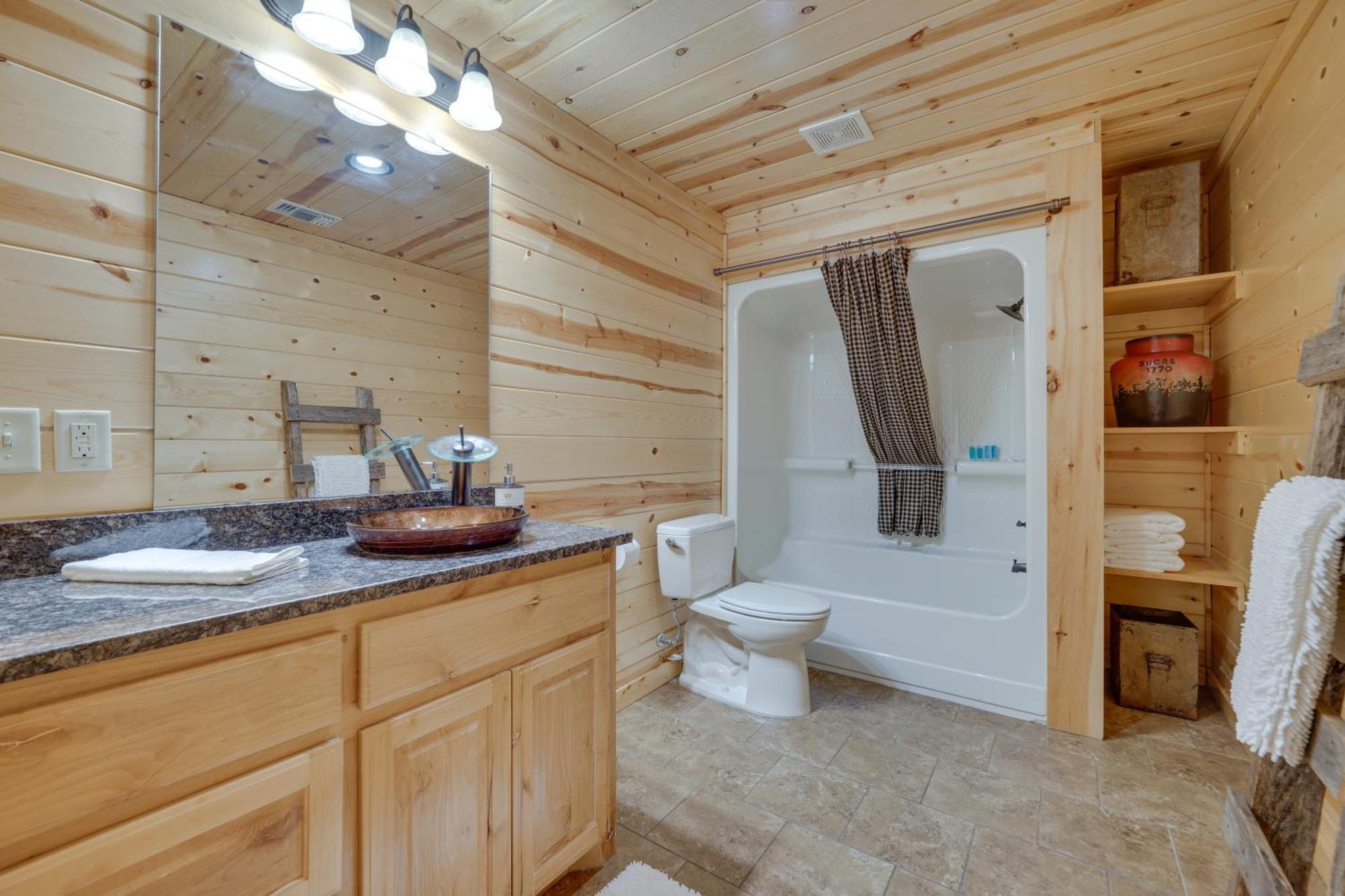 Penny Lane Lodge Broken Bow Cabin Less Than 6 Mi To Lake 外观 照片