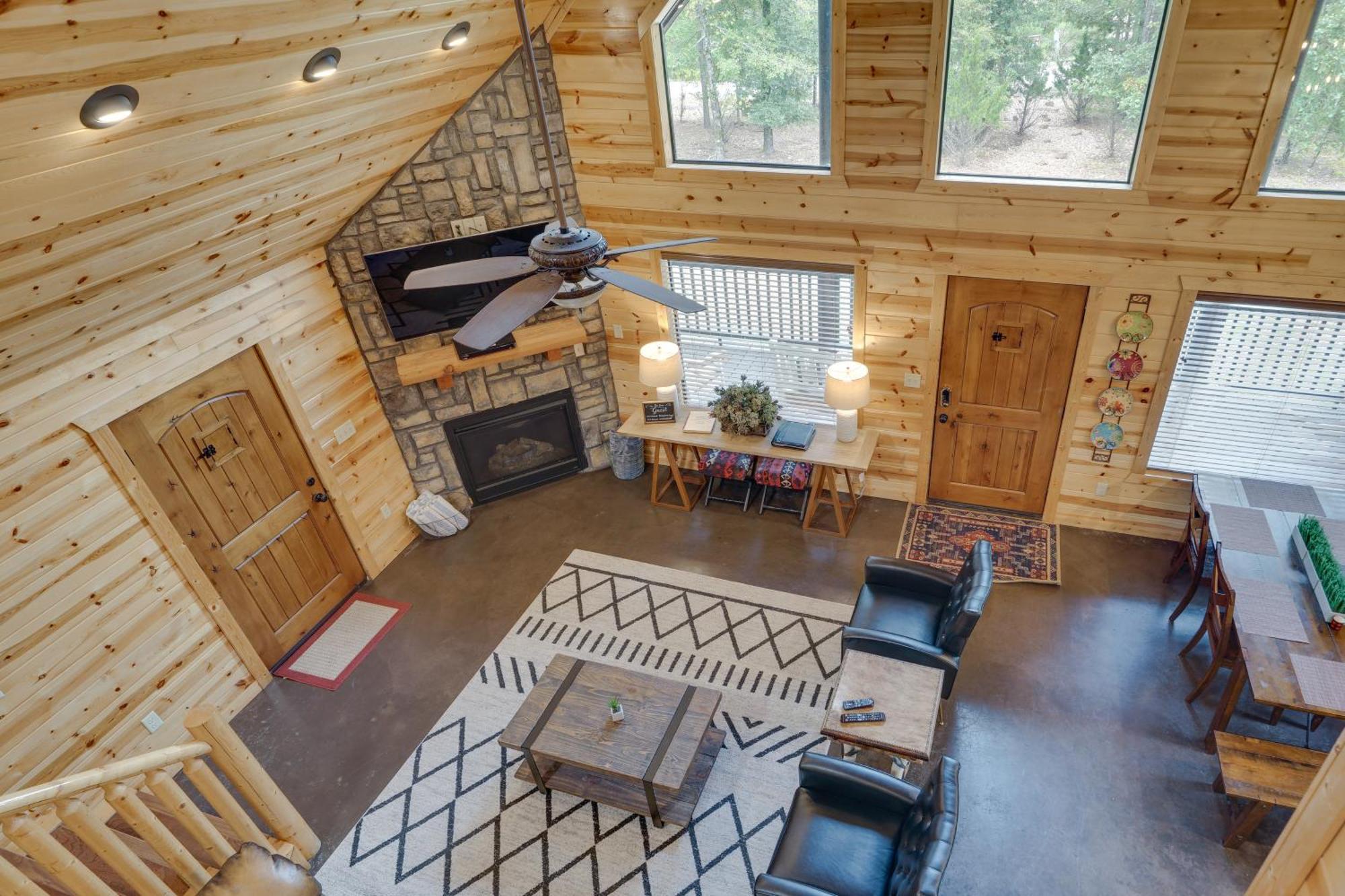 Penny Lane Lodge Broken Bow Cabin Less Than 6 Mi To Lake 外观 照片