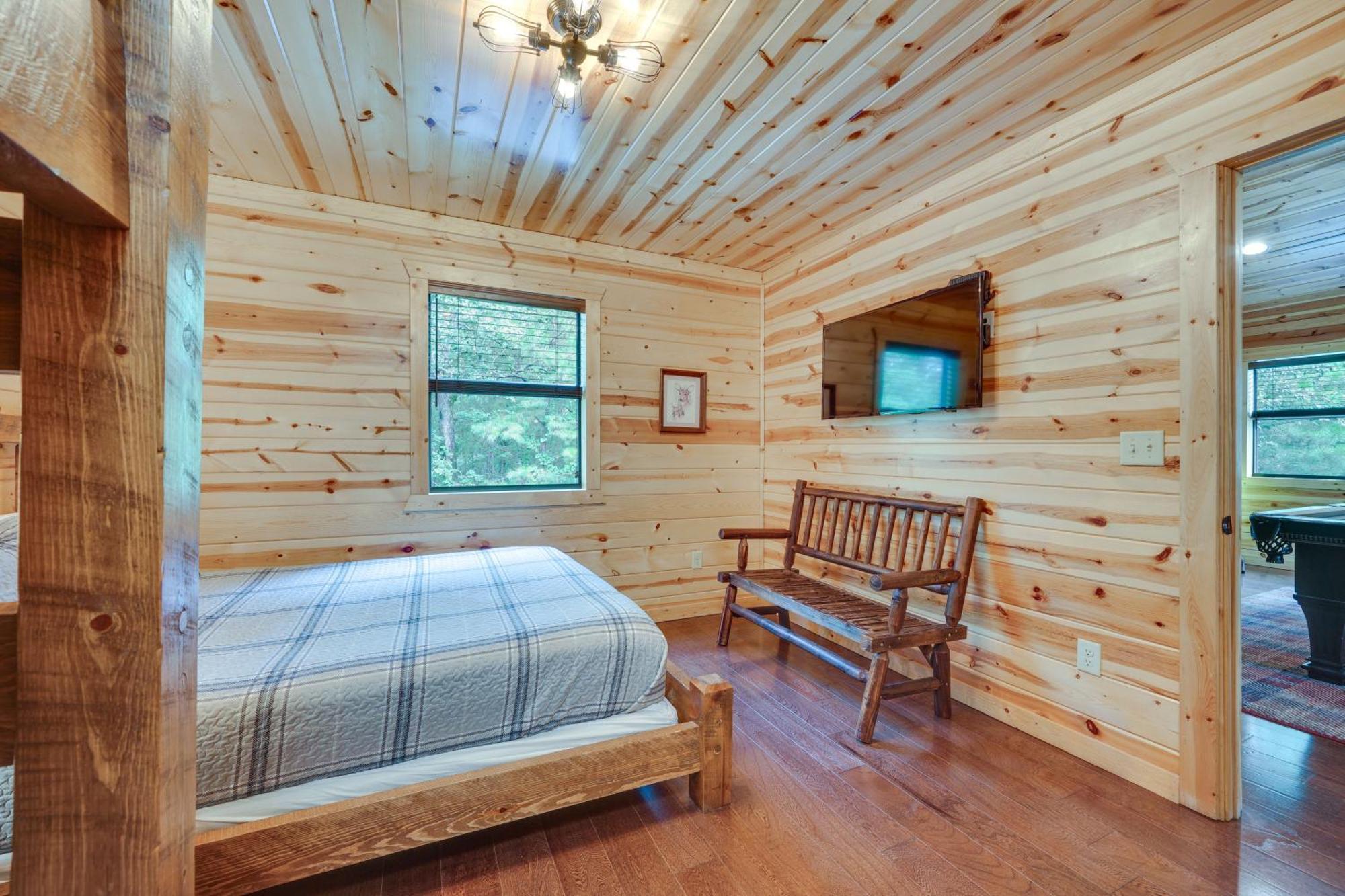 Penny Lane Lodge Broken Bow Cabin Less Than 6 Mi To Lake 外观 照片