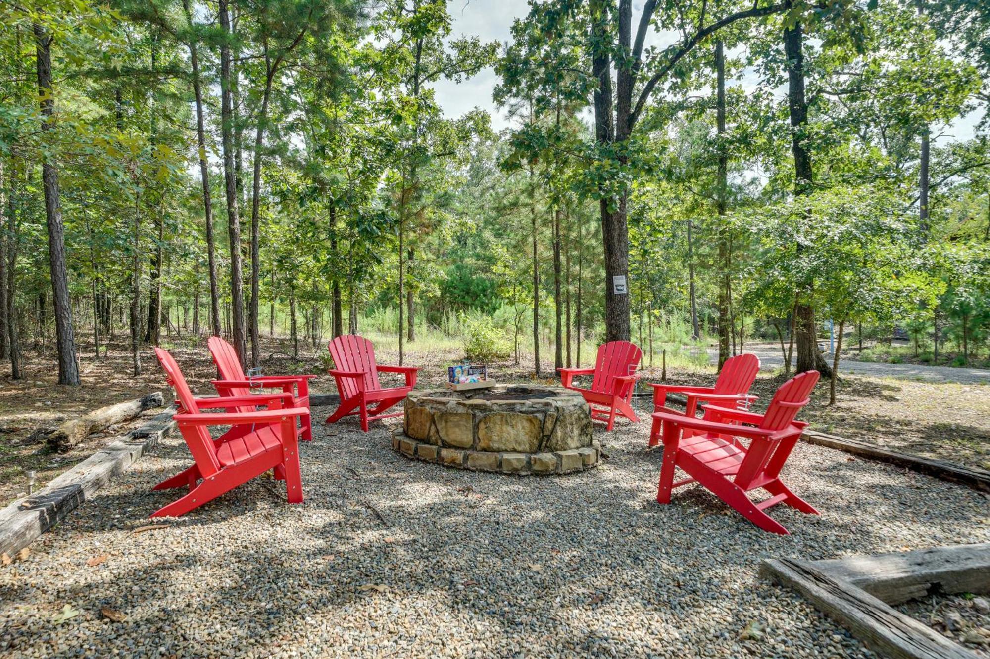 Penny Lane Lodge Broken Bow Cabin Less Than 6 Mi To Lake 外观 照片